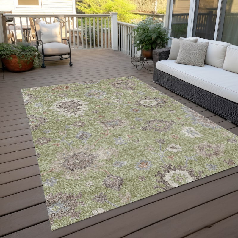 Machine Washable Indoor/ Outdoor Chantille Traditonal Kashan Rug