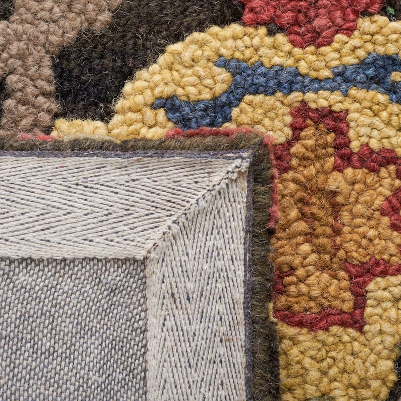 SAFAVIEH Fiorello Handmade Blossom French Country Wool Area Rug