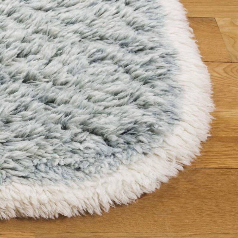 SAFAVIEH Handmade Casablanca Aoiffe Shag Wool 1.8-inch Rug