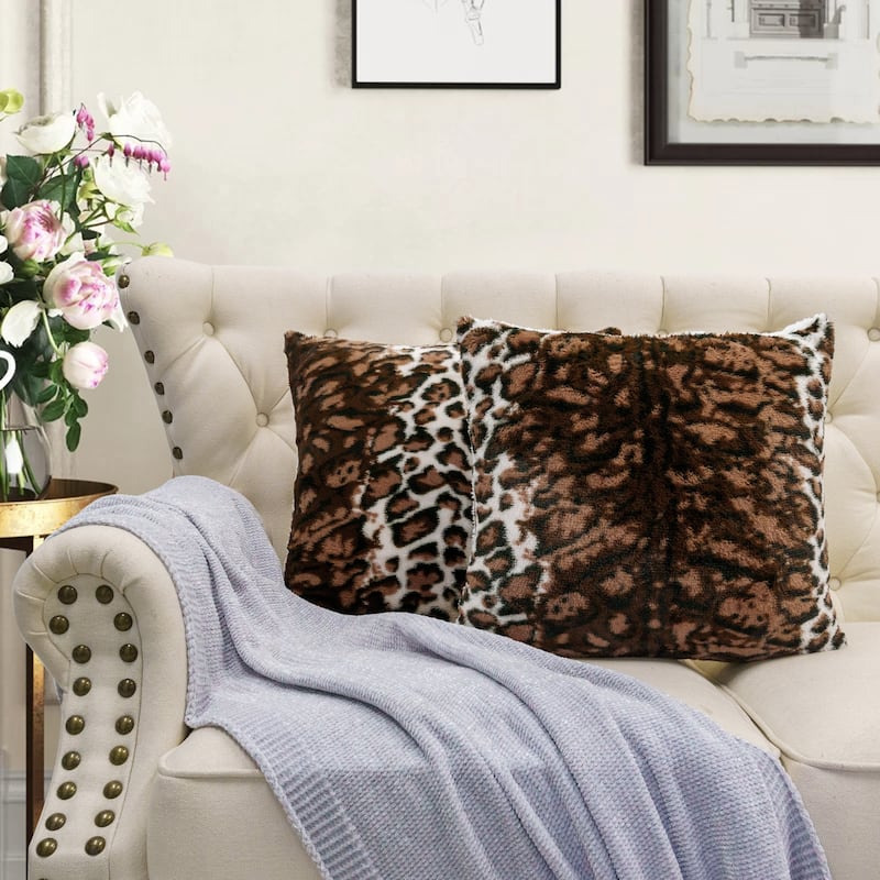 ML LEOPARD Fauxfur 2 Piece Set pillow shell - 20''x20''