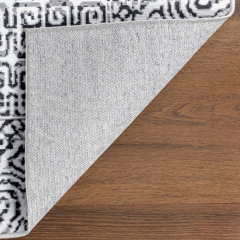 Nuloom Reya Transitional SplashGuard Machine Washable Area Rug