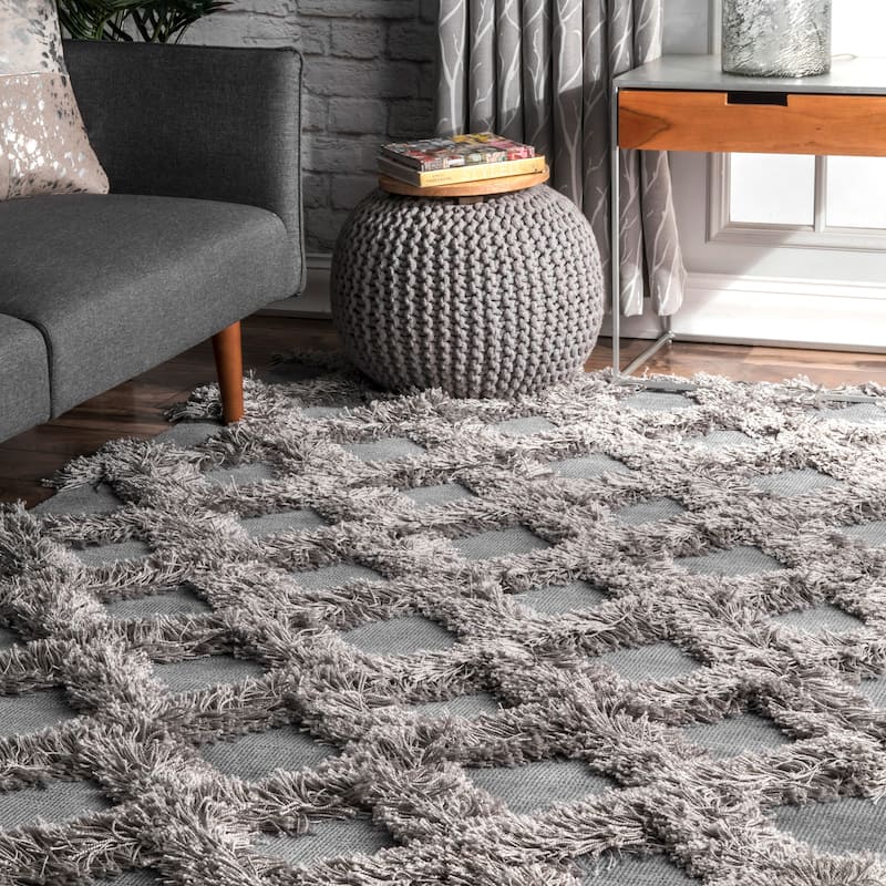 Nuloom Francene Diamond Trellis Shag Area Rug - 7'6" x 9'6" - Silver - Rectangle
