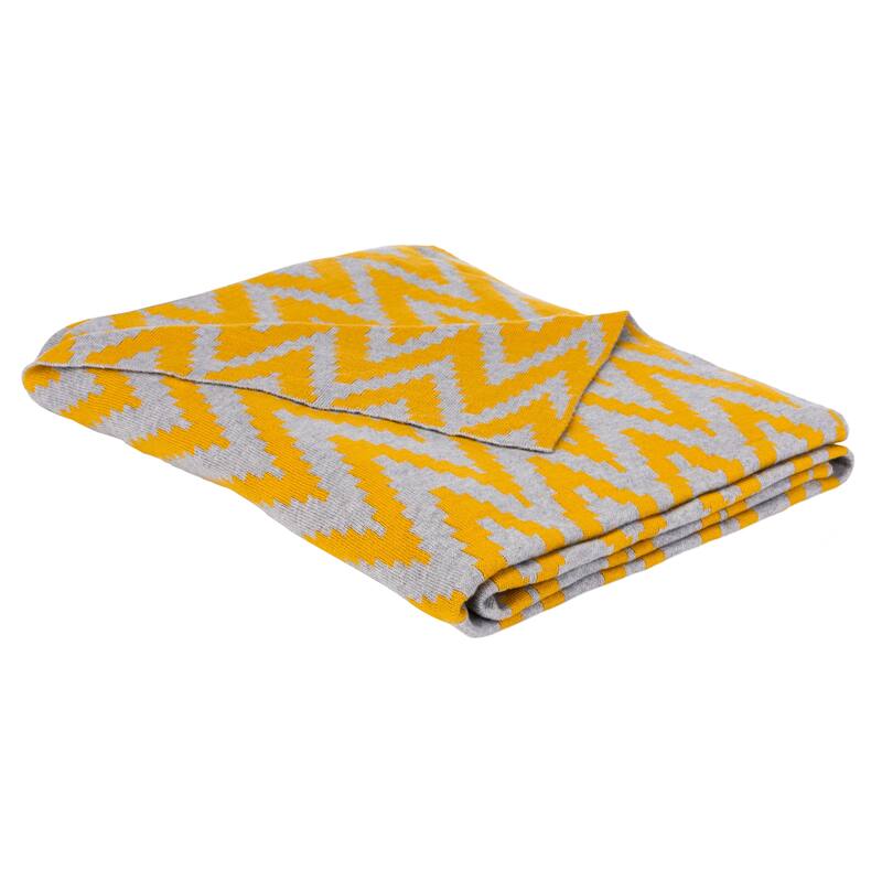 SAFAVIEH 50" x 60" Kail Throw