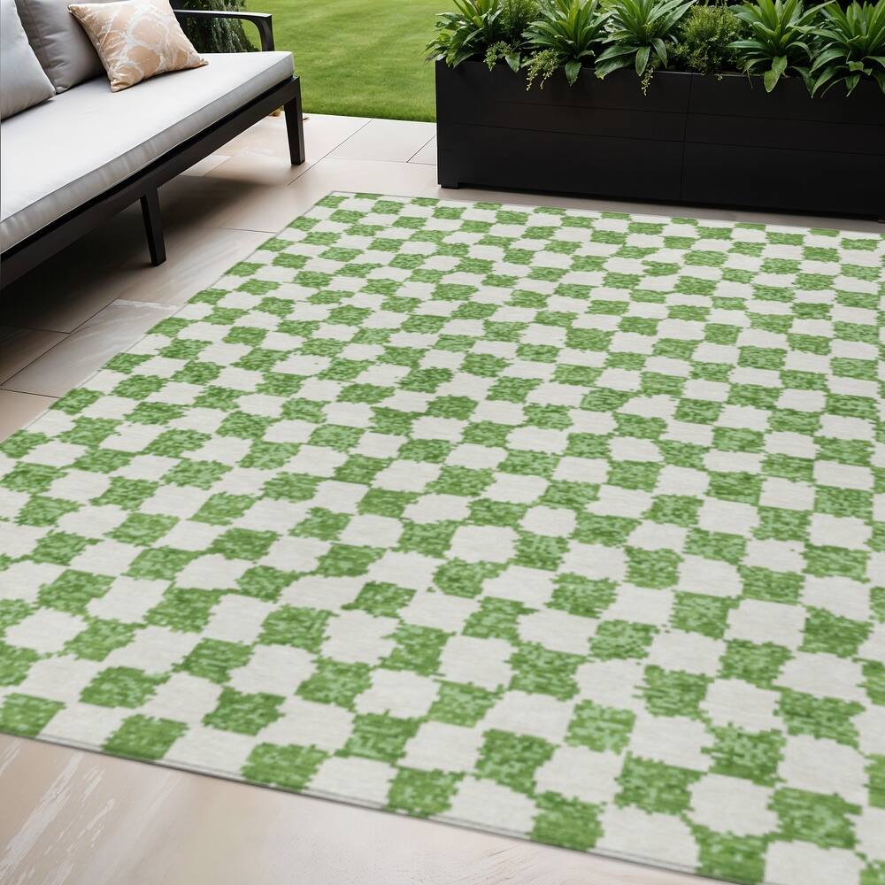 HomeRoots Geometric Transitional Rectangle Outdoor Rug