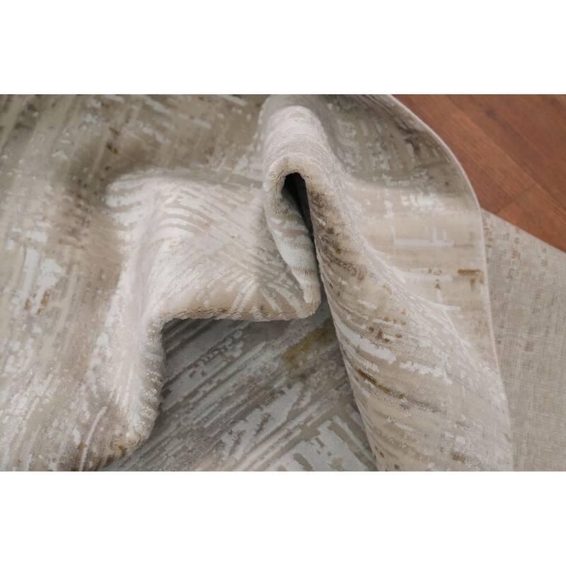 Machine Made Oriental Polyester Carpet Modern Abstract Beige & Ivories Abstract Area Rug - 7' 5'' X 5' 2''