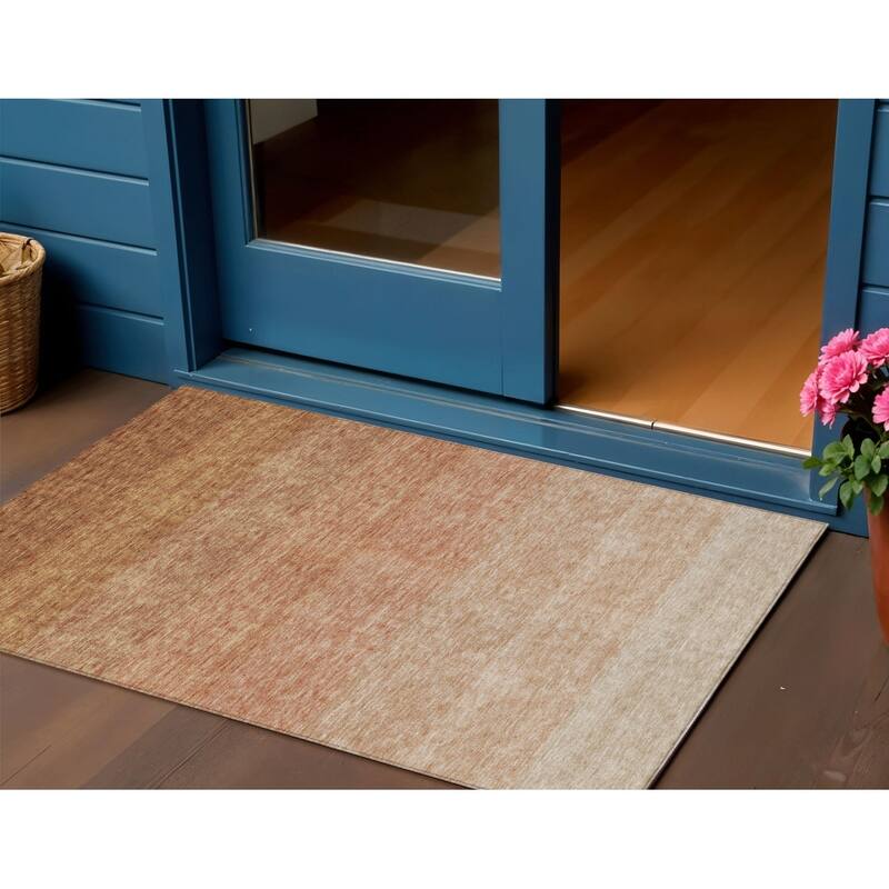 HomeRoots Ombre Transitional Rectangle Outdoor Rug - 3' x 5'