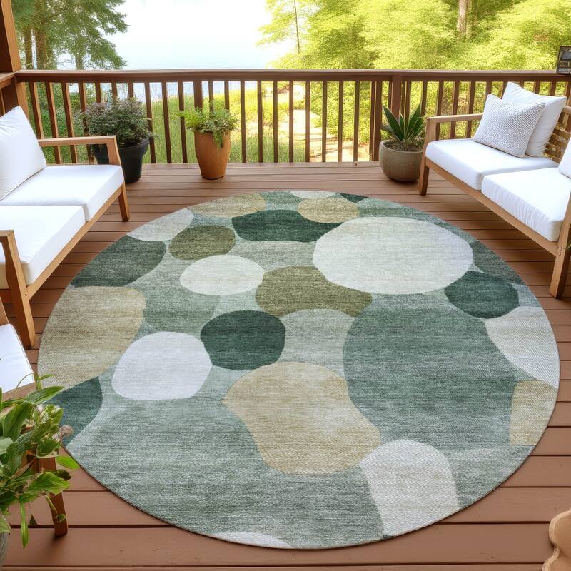 Machine Washable Indoor/ Outdoor Modern Circy Chantille Rug - Green - 8' x 8'
