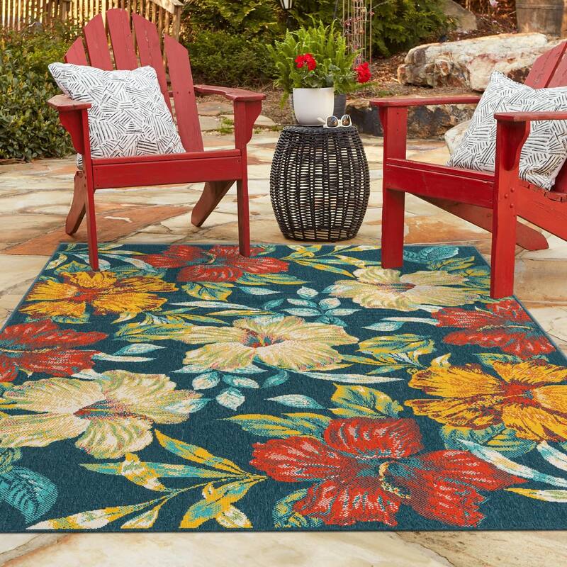 Outdoor Trisha Collection Area Rug