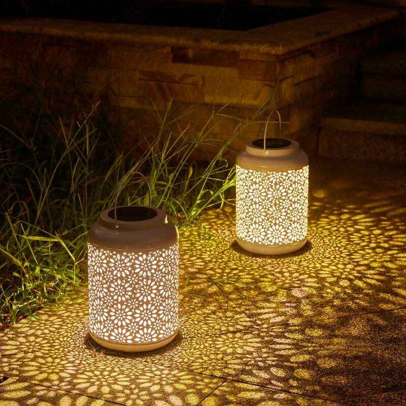 Glitzhome 8.75"H Outdoor Waterproof Metal Solar Hanging Lantern with Flower Leaves Decor