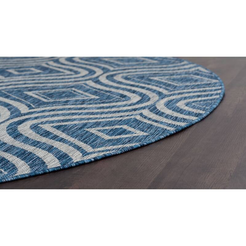 Colonnade Modern & Contemporary Abstract Indoor/Outdoor Area Rug