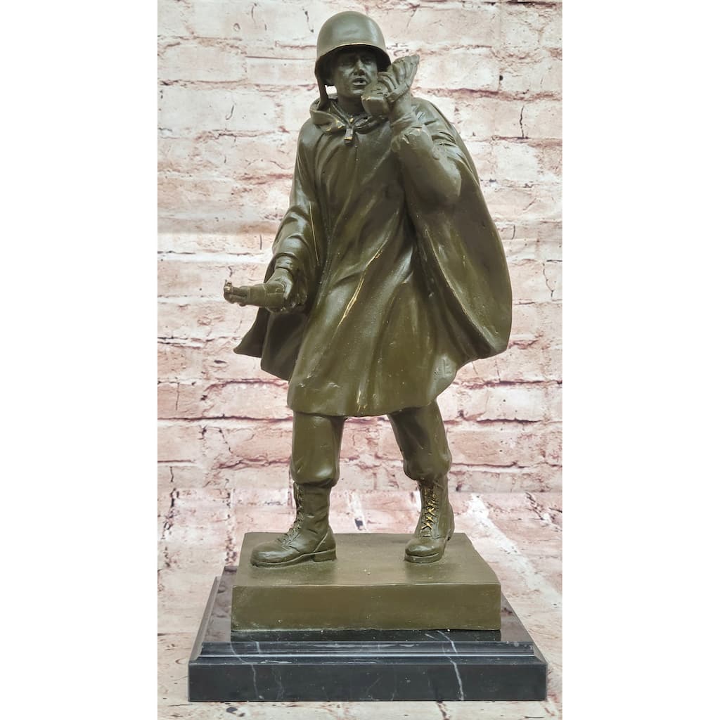 Bronze Wwii Radio Operator Soldier Statue – Military Tribute