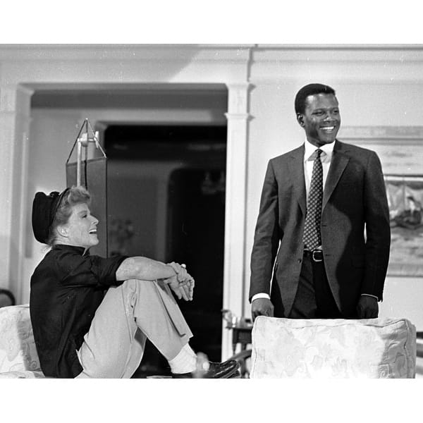 Guess whos coming to christmas cda