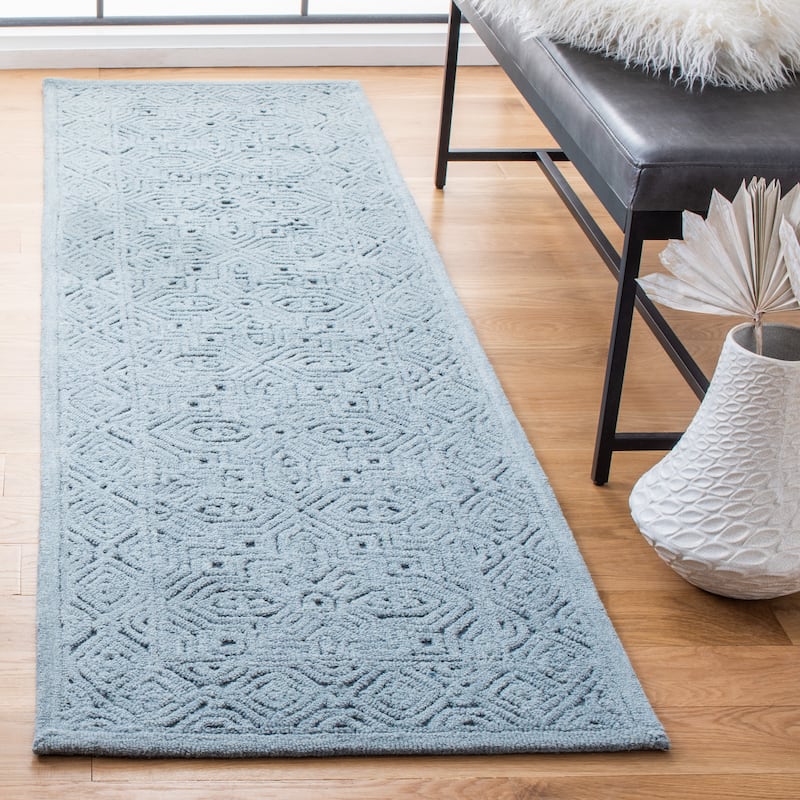 SAFAVIEH Handmade Textural Tarsha Wool Rug - 2'3" x 8' Runner - Blue