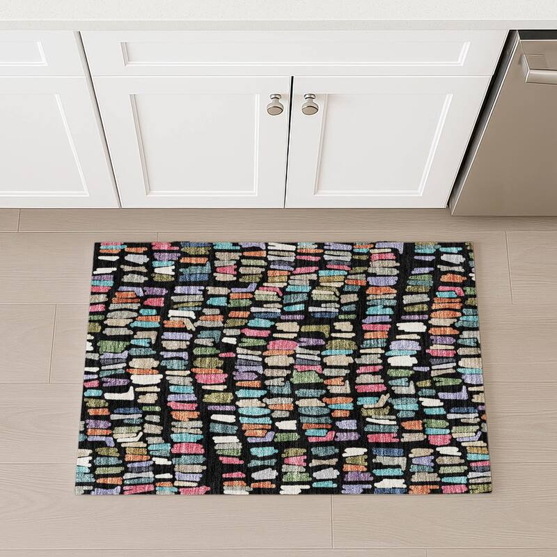 Machine Washable Indoor/ Outdoor Modern Mosaic Chantille Rug
