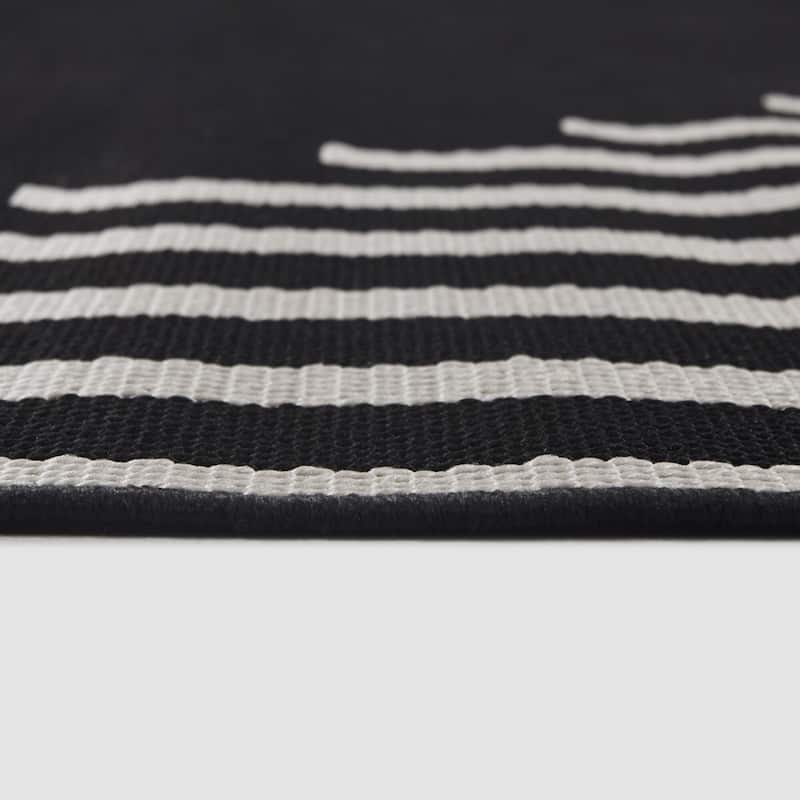 Maximilian Modern Striped Indoor/Outdoor Area Rug