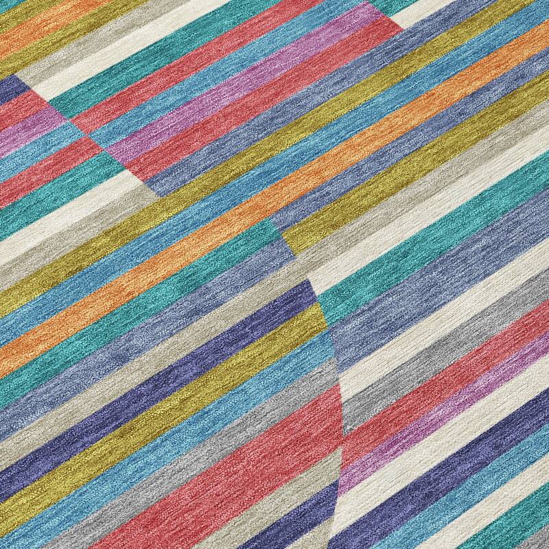 Machine Washable Indoor/ Outdoor Modern Cokedale Chantille Rug