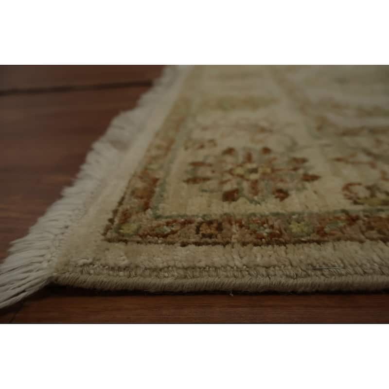 Hand Knotted Oriental 100% Wool Carpet Traditional Floral Beige & Ivories Peshawar Runner Rug - 13' 9'' X 2' 7''