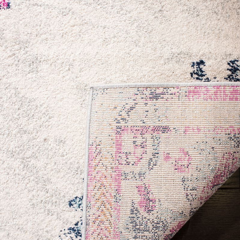 SAFAVIEH Madison Vintage Beatriz Oriental Rug