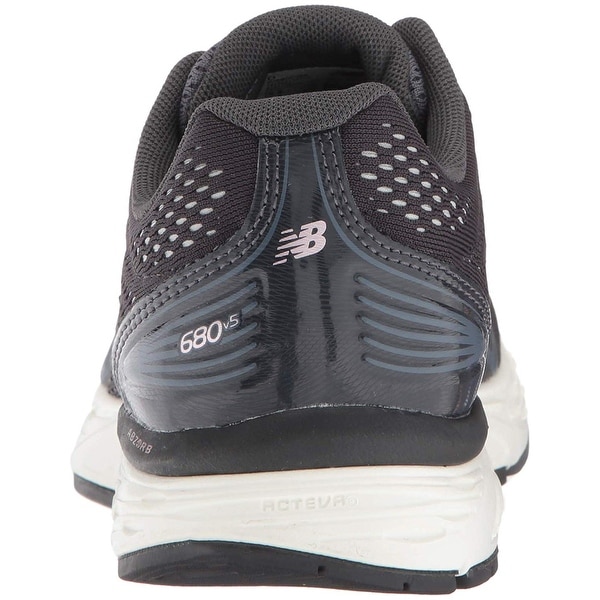 new balance women's 680v5 cushioning running shoe