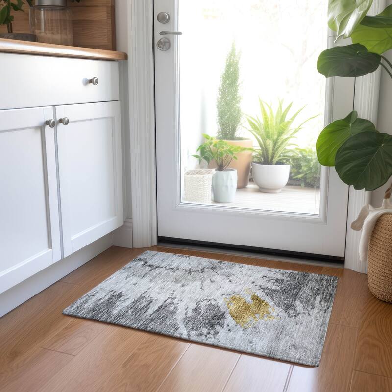 Machine Washable Indoor/ Outdoor Chantille Tie Dye Modern Rug - Gray - 1'8" x 2'6"