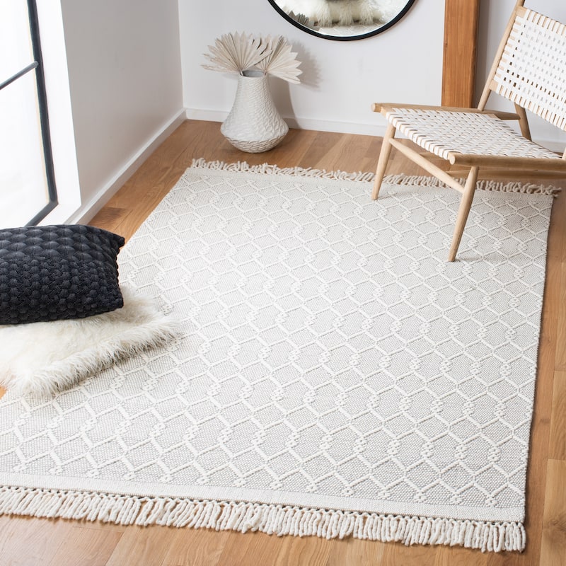 SAFAVIEH Handmade Vermont Shannan New Zealand Wool Rug - 4' x 6' - Ivory