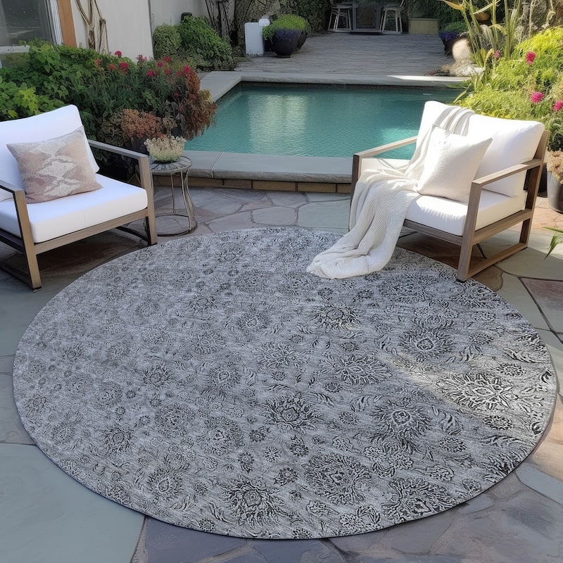 Machine Washable Indoor/ Outdoor Chantille Traditional Floral Rug