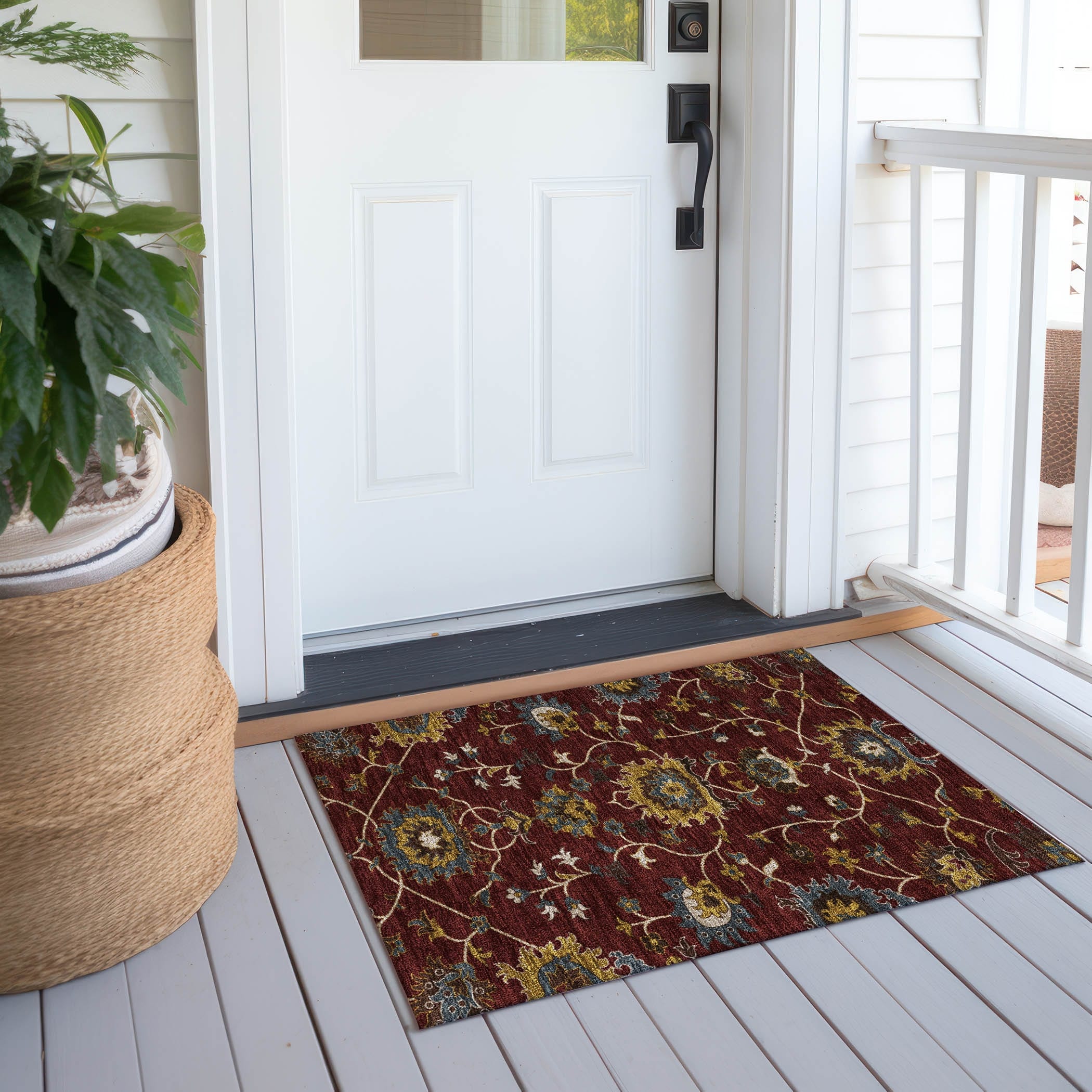 Machine Washable Indoor/ Outdoor Traditional Luna Chantille Rug