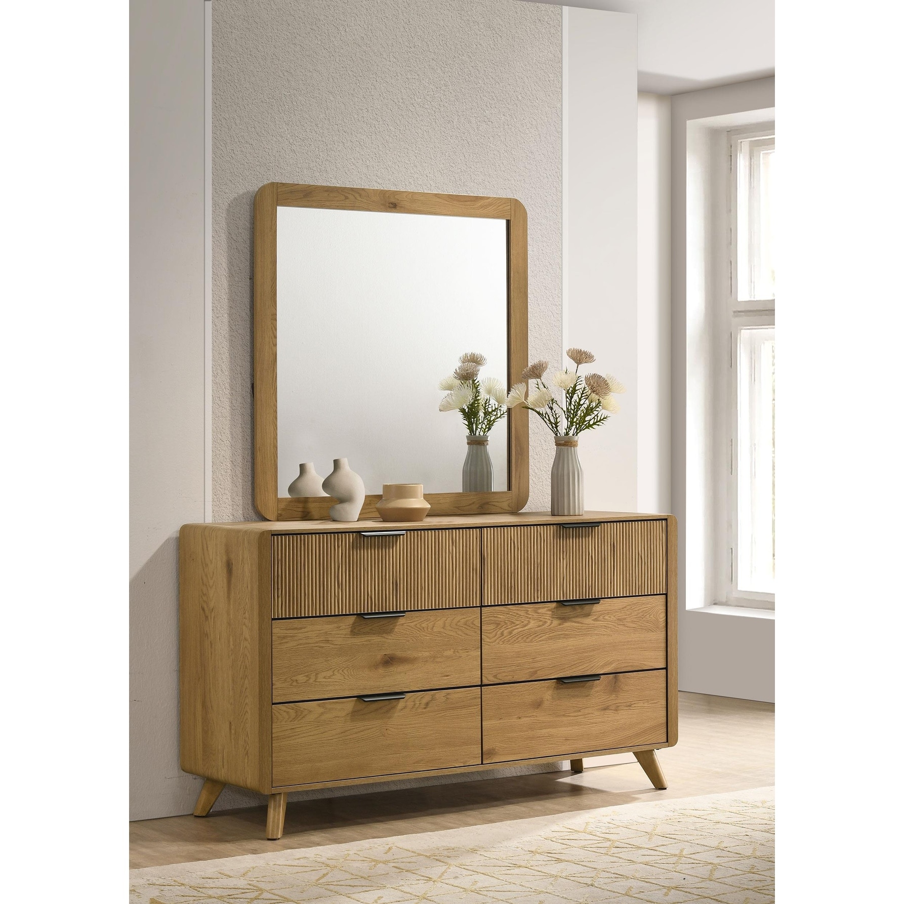 Bennett 6-drawer Bedroom Dresser Cabinet Light Oak
