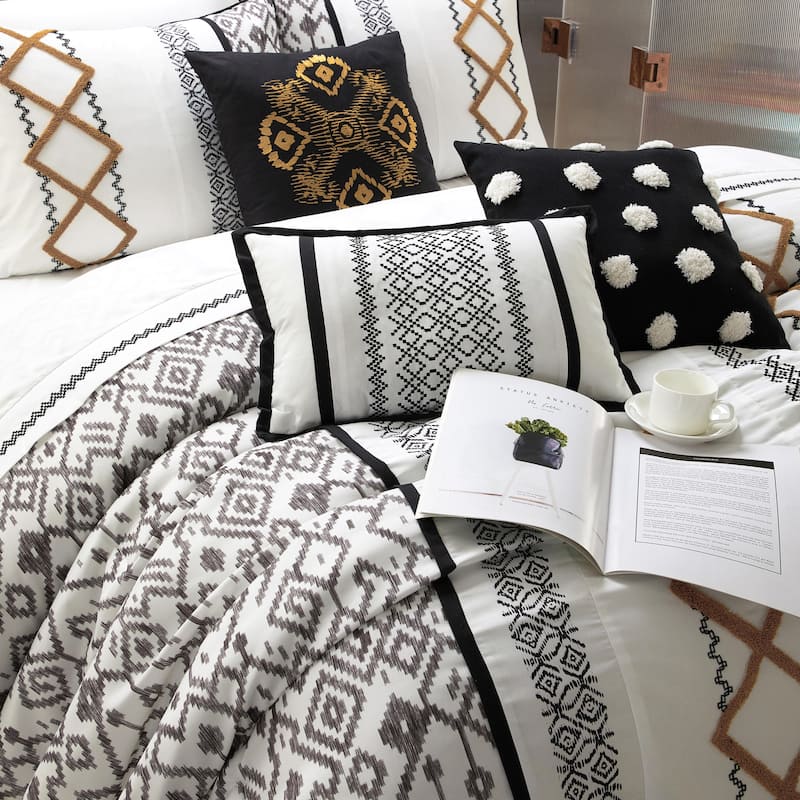 Nanshing Trina 15 Piece Boho Embroidered Comforter Set