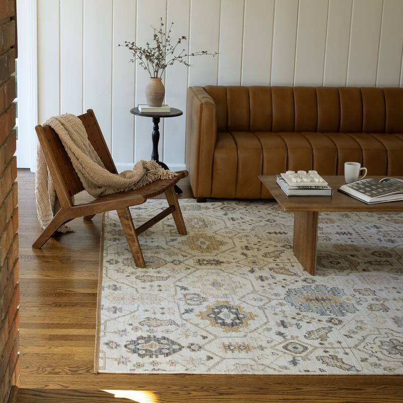 Adelaide Old World Nomadic Beige/ Gold Wool Blend Area Rug-