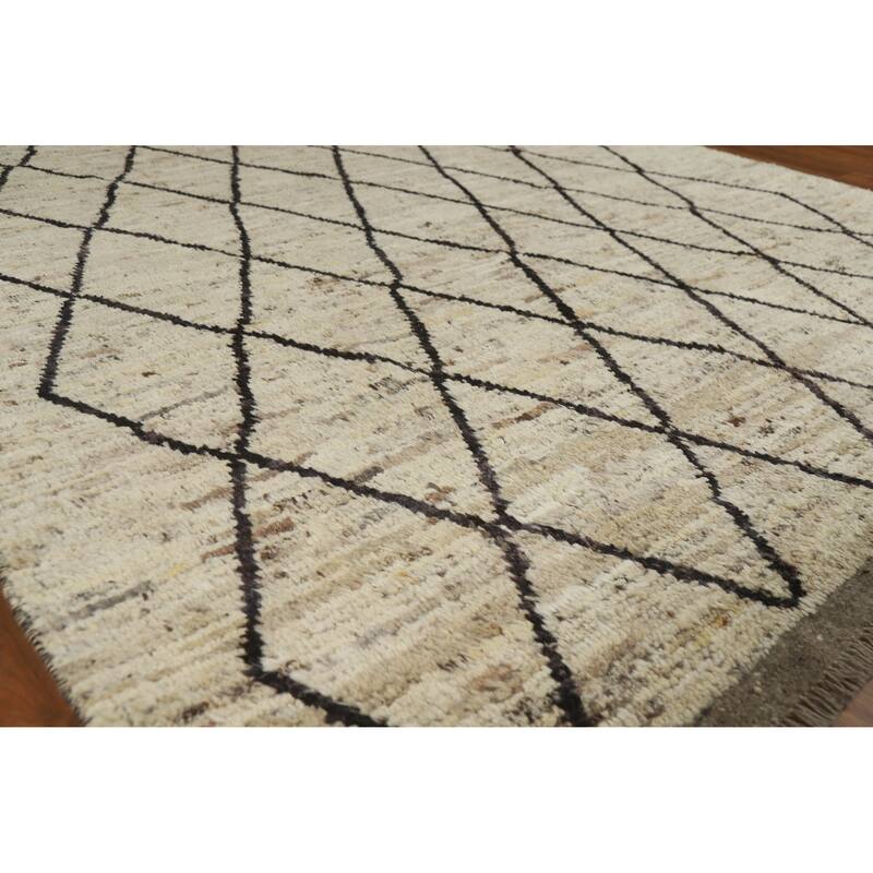 Trellis Moroccan Oriental Area Rug Handmade Wool Carpet - 6'7" x 10'0" - 6'7" x 10'0" - Ivory/Beige