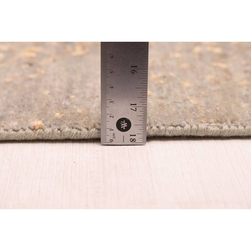 ECARPETGALLERY Hand-knotted Legacy Grey Silk, Wool Rug - 2'5 x 10'6