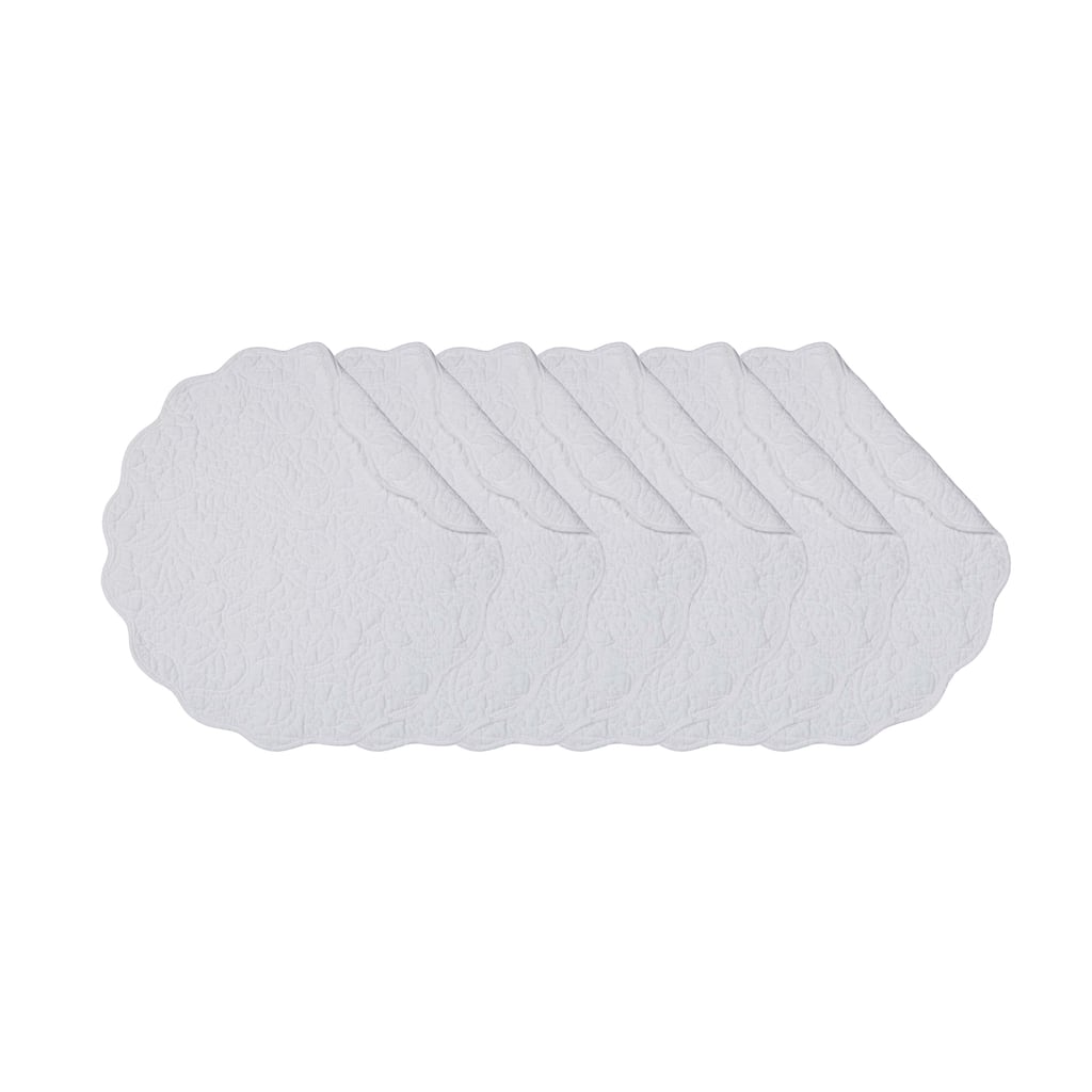 Christiana White Reversible Machine Washable Round Scallop Quilt Placemats Set of 6