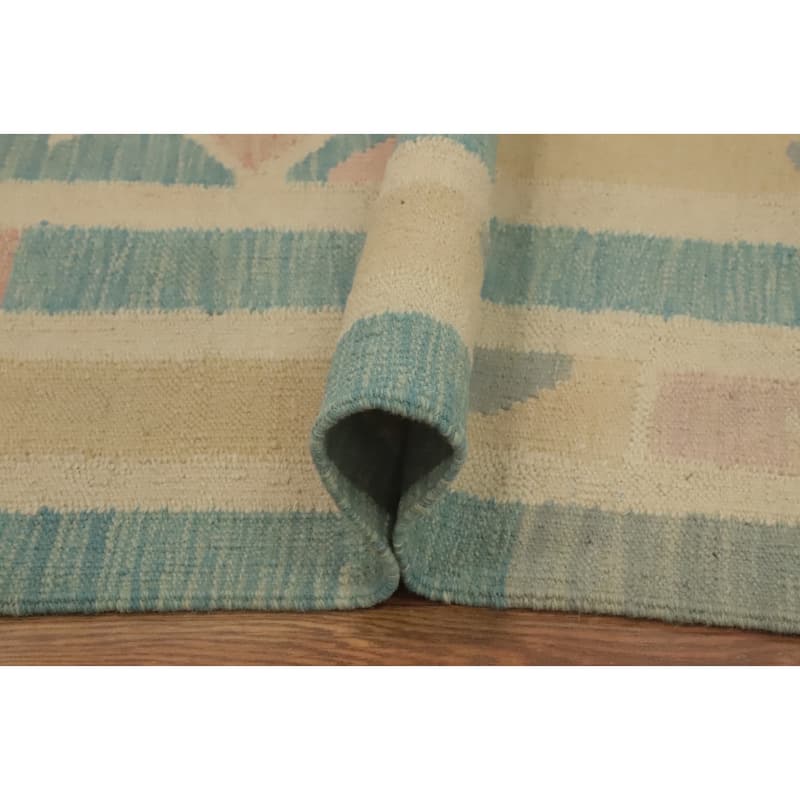Hand Woven Southwestern Wool Multi-Colored Geometric Area Rug - 7' 0'' X 4' 11''