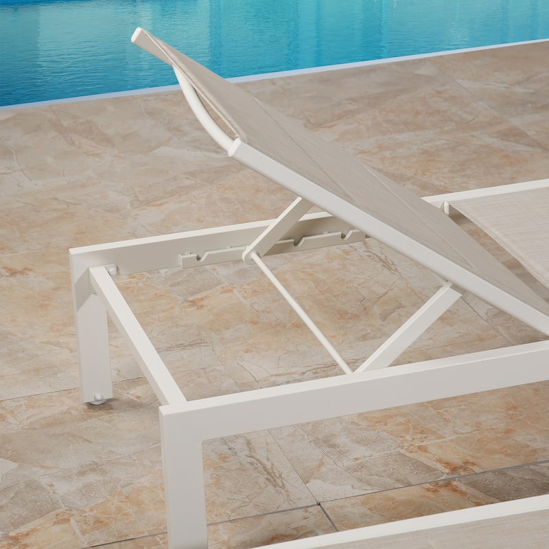 Patio Outdoor Aluminum Chaise Adjustable Recliner Lounger with Wheels