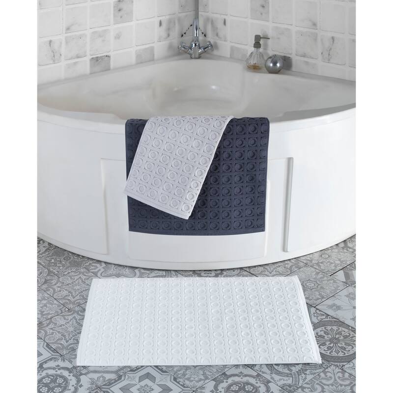Brooks Brothers Circle in Square Bath Mat