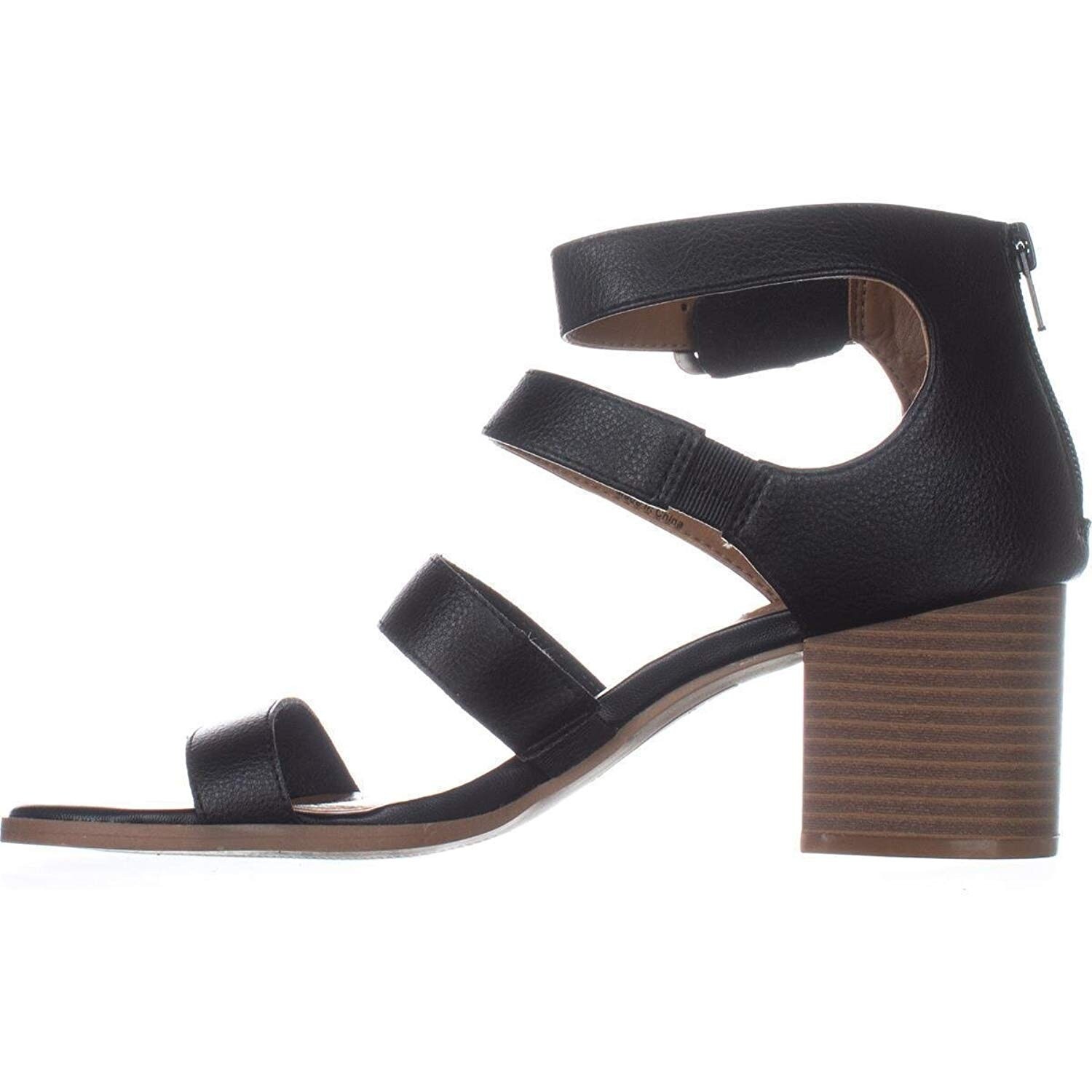 womens strappy sandals