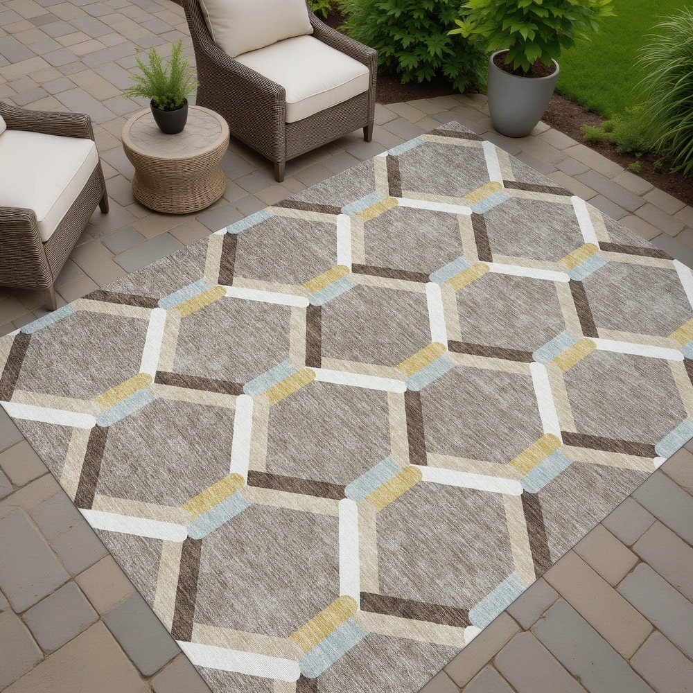 Machine Washable Indoor/ Outdoor Modern Trellis Chantille Rug