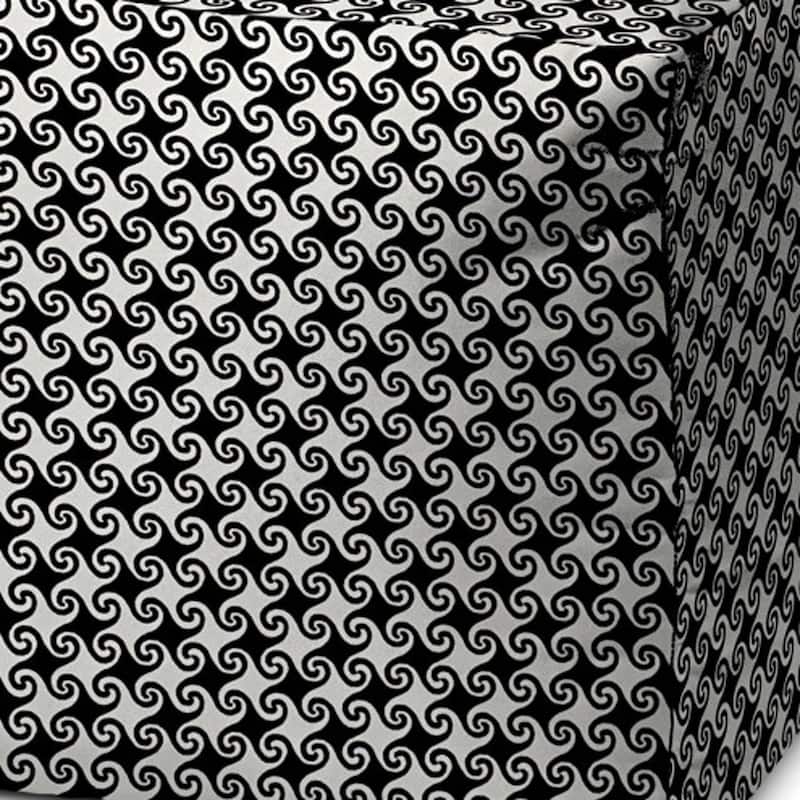 HomeRoots 17" Black And White Cube Geometric Indoor Outdoor Pouf Cover - 17' X '17' X '1