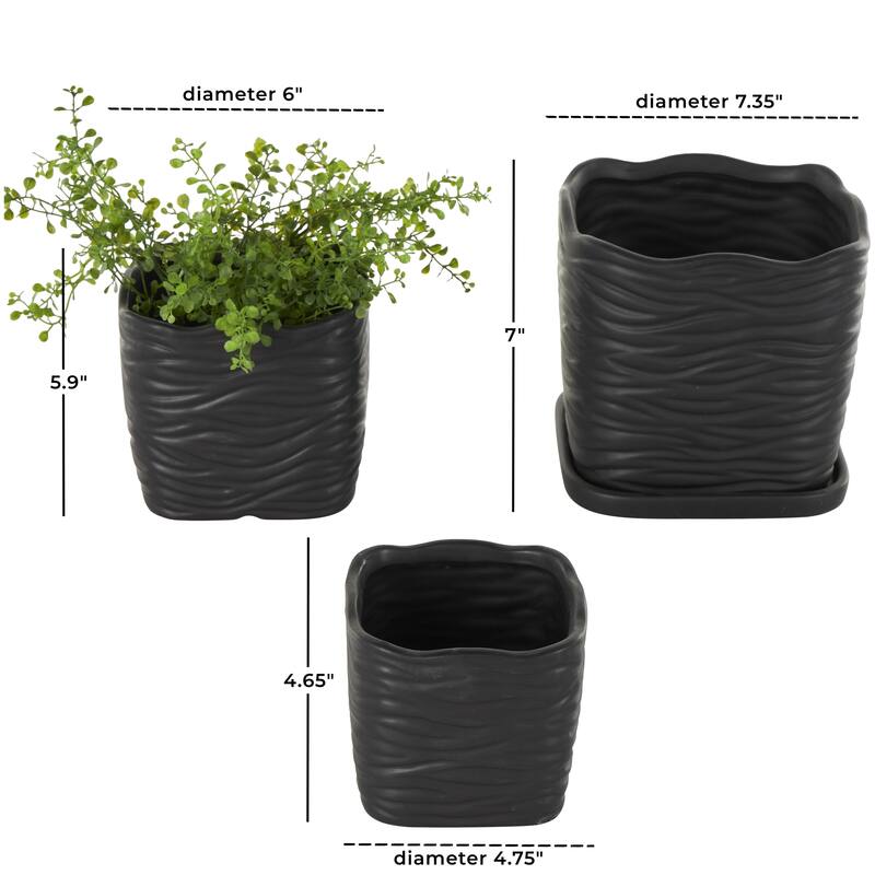 Black or White Ceramic Wavy Ribbed Indoor Outdoor Planter with Attached Saucer (Set of 3)