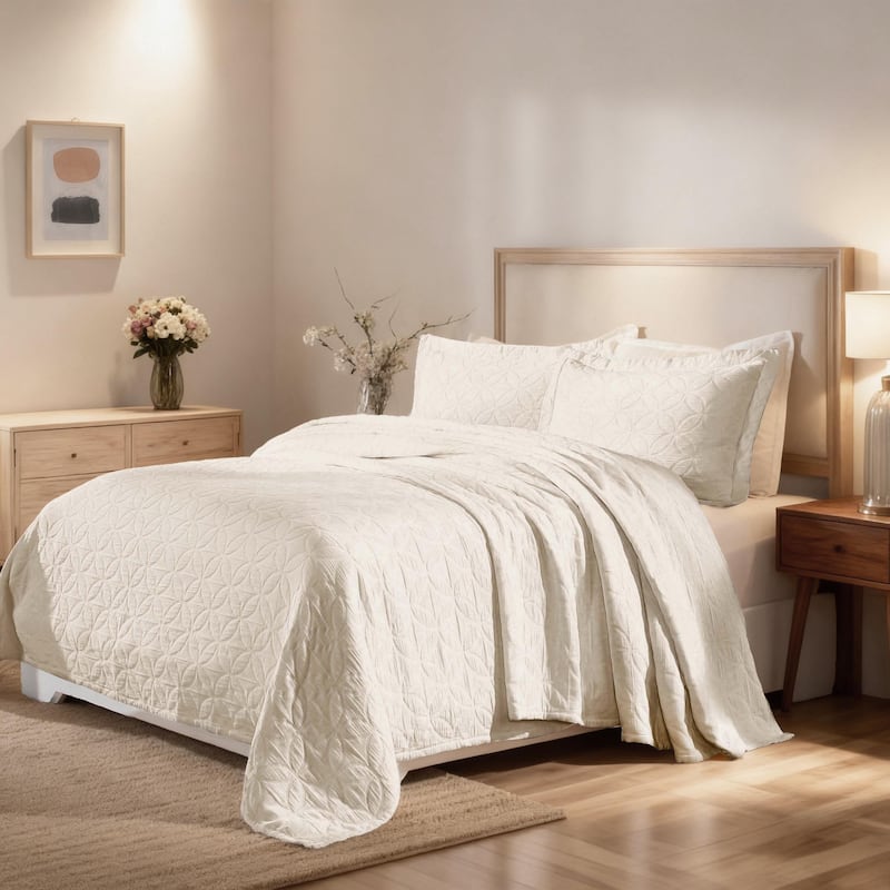 Blue Nile Mills Celtic Circle 100% Cotton Matelasse 3-Piece Bedspread Set - Ivory - Twin