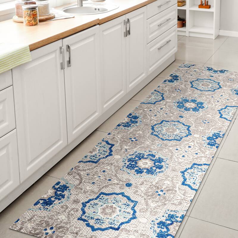 JONATHAN Y Julien Medallion Indoor/Outdoor Area Rug