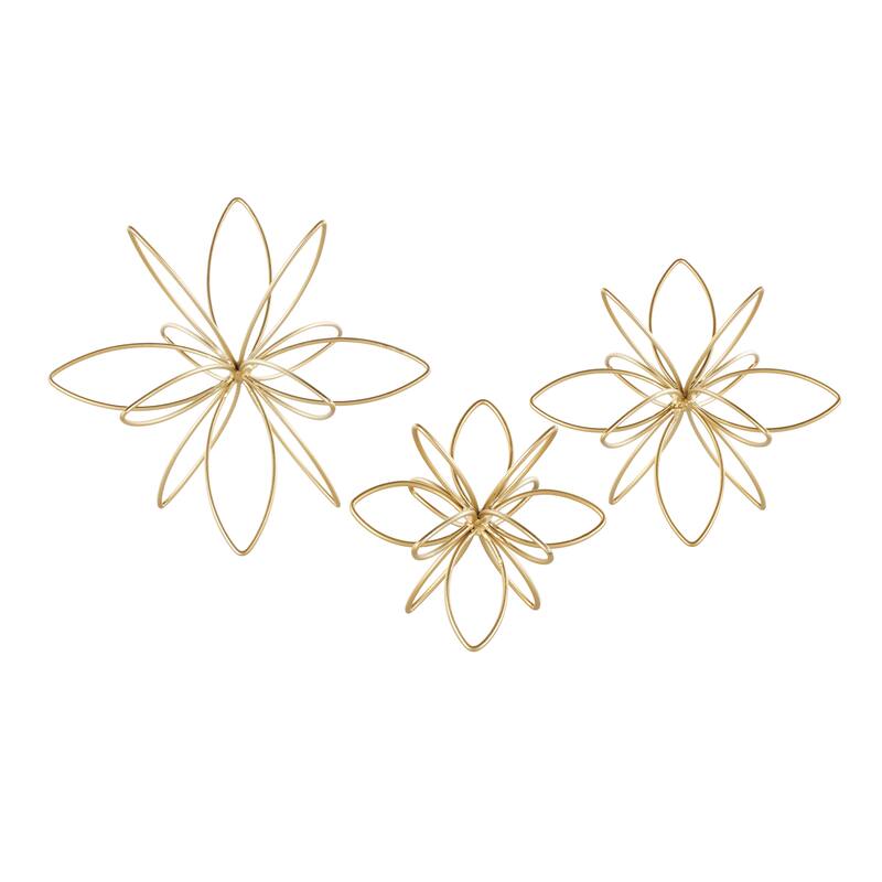 CosmoLiving by Cosmopolitan Gold Metal Handmade Floral Decorative Sculpture (Set of 3)