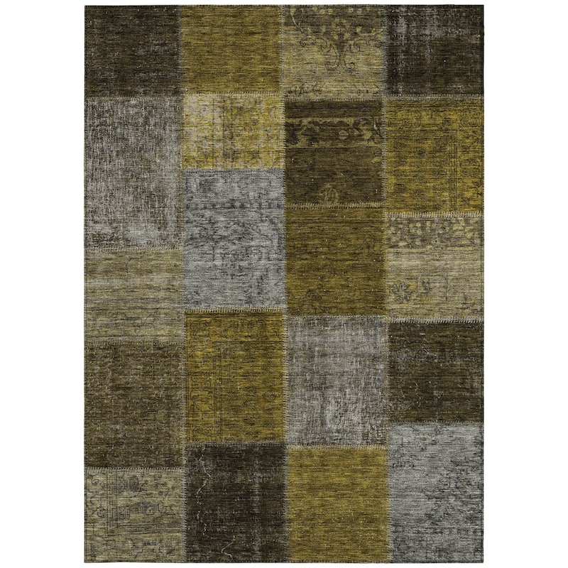 HomeRoots Patchwork Transitional Rectangle Outdoor Rug