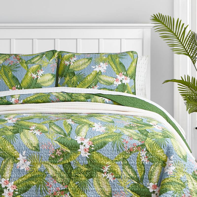Tommy Bahama Aregada Dock Tropical Foliage Soft Textured Quilt (Blue, 3 Piece Set)
