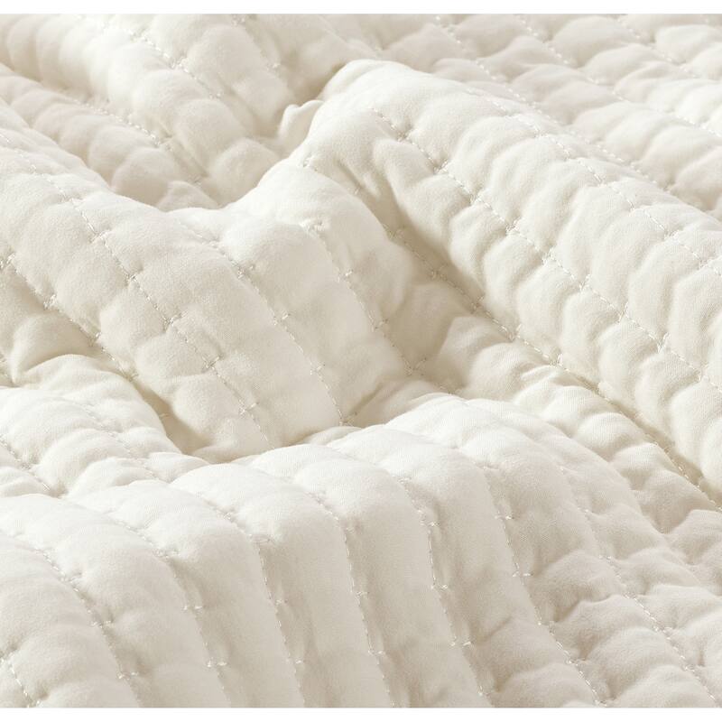 Nanshing Cassidy 7 Piece Solid Color Waffle Quilt Set