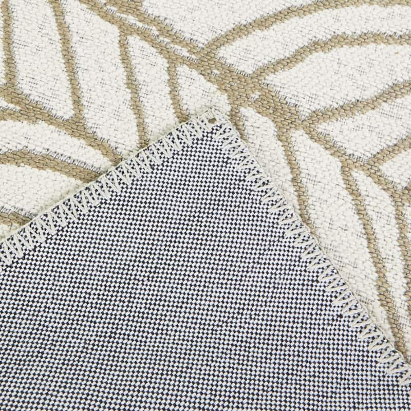 Sonia Tropical Leaf Indoor/Outdoor Area Rug