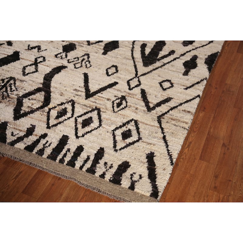 Geometric Moroccan Area Rug Handmade Beige Oriental Wool Carpet - 6'5" x 9'5"