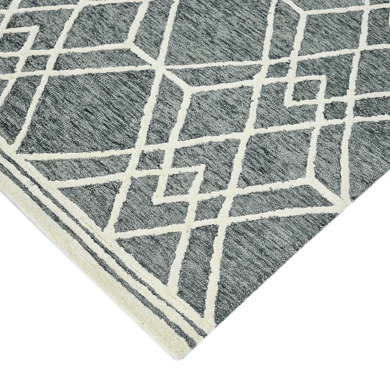 Visalle Duncan Hand-Hooked Wool Area Rug