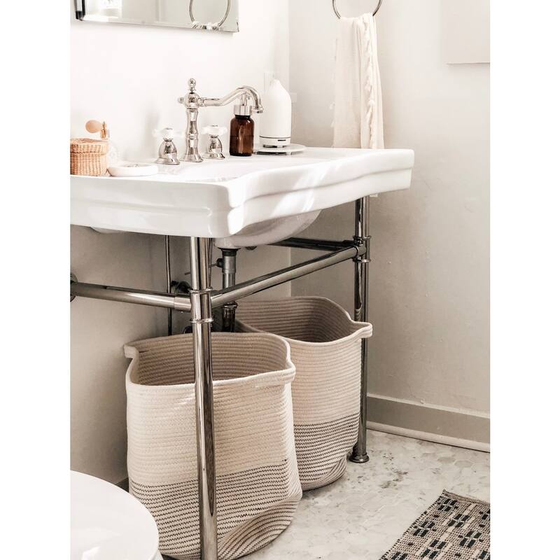 Kingston Brass Heritage 8 in. Widespread Bathroom Faucet